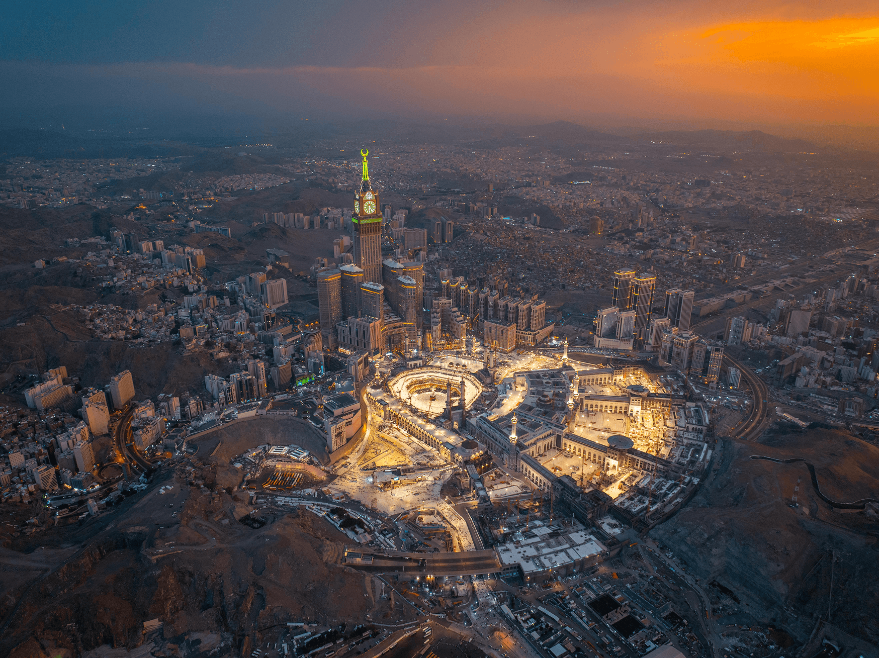 Aerial view of Makkah and the Holy Mosque